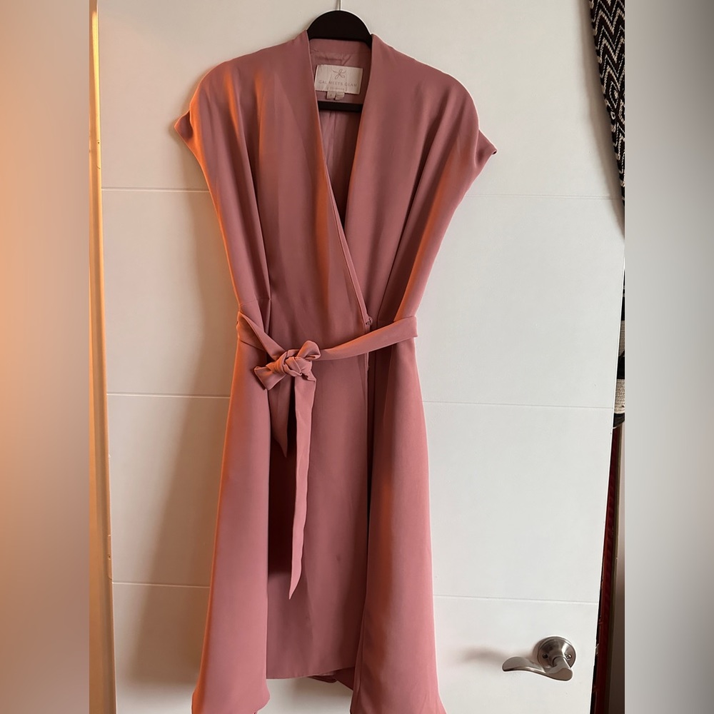 GAL MEETS GLAM dress